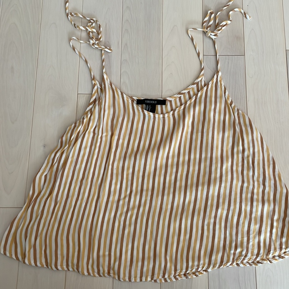 Tank top Bundle - Picture 4 of 8
